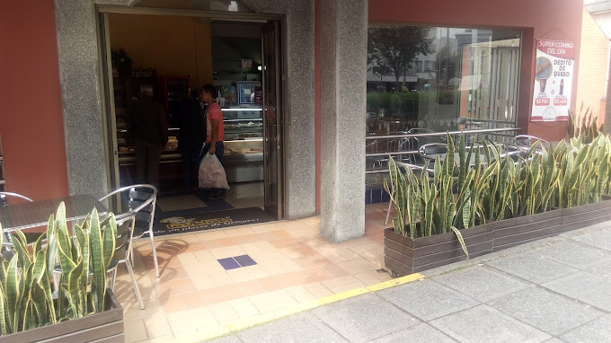 Panaderia Y Pasteleria Kad Miel